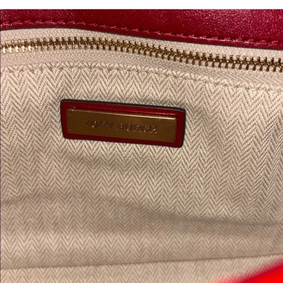 NWT Tory Burch Red Quilted Crossbody Small Leather Bag - Picture 15 of 16